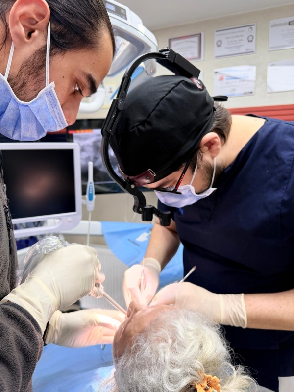 Hollywood Smile Experience – 7 Day Premium Package Tour photo 2