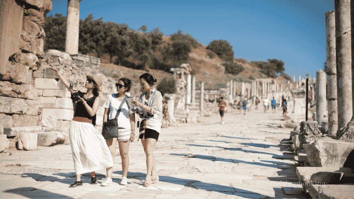 Half Day Ephesus Ancient City Tour from Selçuk | Temple of Artemis & UNESCO Heritage photo 1