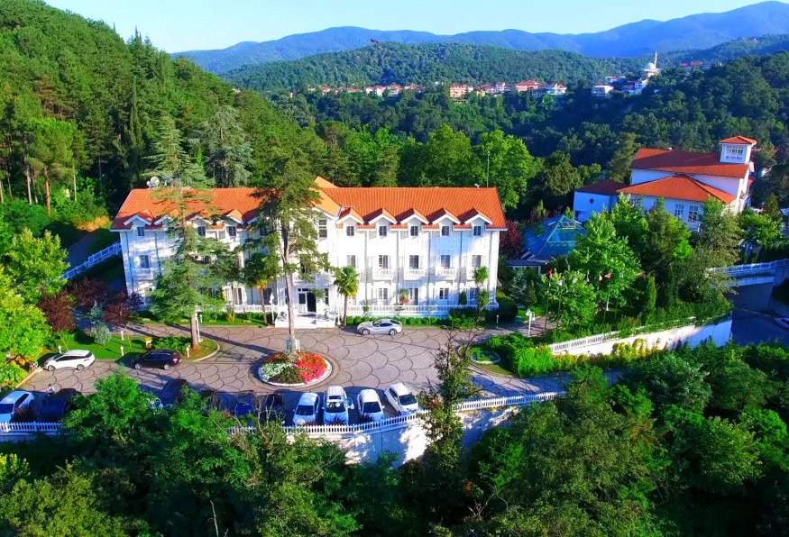 Daily Yalova Thermal Tour from Istanbul – Hot Springs & Nature Escape photo 5