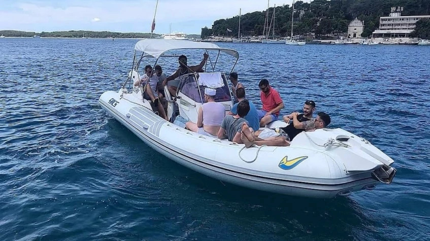 1-Day Ölüdeniz Speed Boat Rental Tour from Fethiye – Self-Drive Experience photo 7