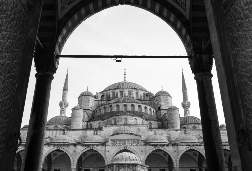 Istanbul Old City and Bosphorus Tour from Cesme photo 3