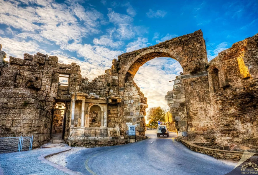 Daily Perge-Aspendos-Side Ancient Cities Tour photo 9