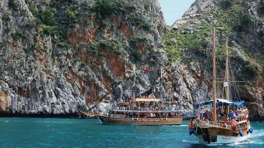 Daily Antalya Boat Tour from Kemer photo 2