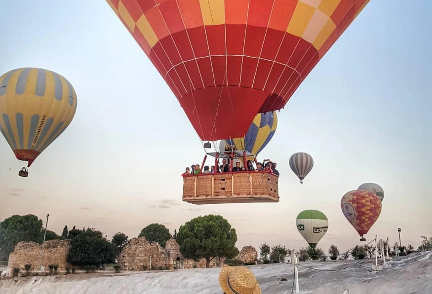 Pamukkale Full-Day Tour with Hot Air Balloon Ride from Marmaris photo 1