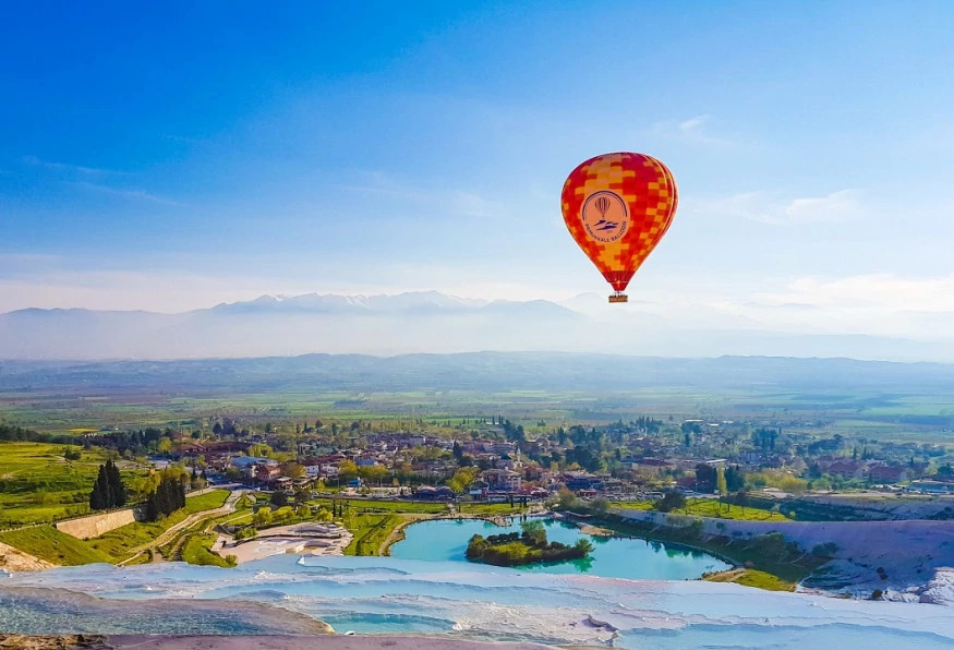 Pamukkale Full-Day Tour with Hot Air Balloon Ride from Marmaris photo 2