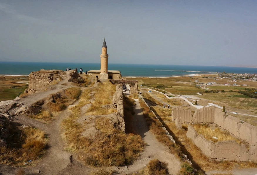 Daily Akdamar Island & Van Lake Tour from Bitlis photo 6
