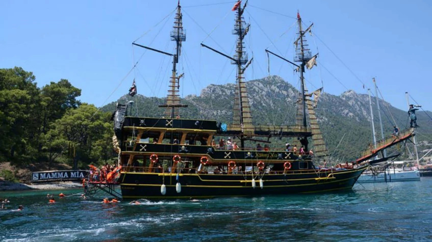 Daily Marmaris Party Boat photo 2