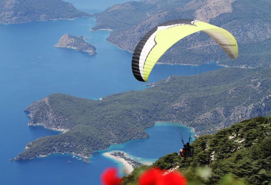Daily Paragliding Tour from Oludeniz photo 1