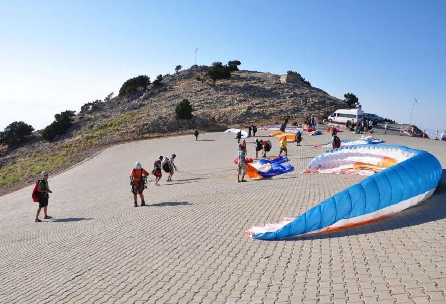 Daily Paragliding Tour from Oludeniz photo 4