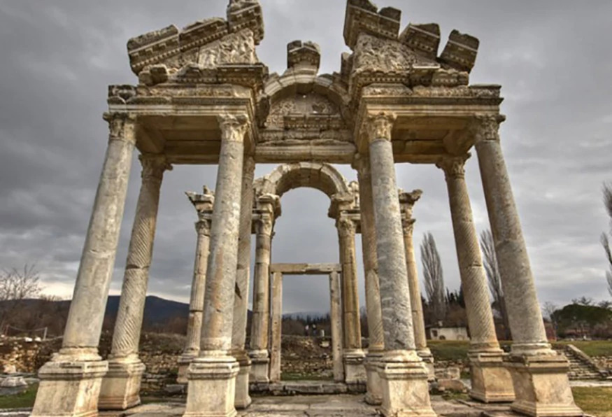 1-Day Aphrodisias Ancient City Tour from Izmir – Guided Archaeological Day Trip photo 2