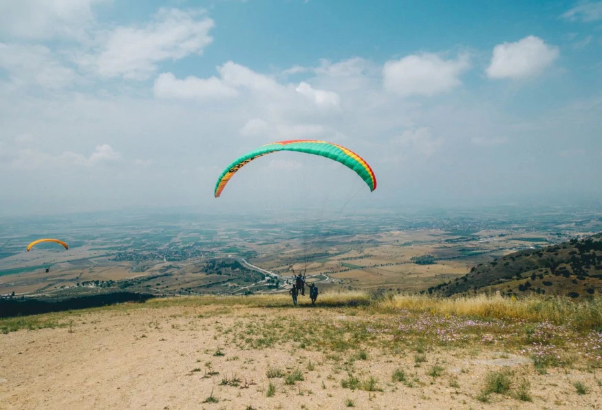 Pamukkale Paragliding Tour – Soar Above the Cotton Castle photo 1