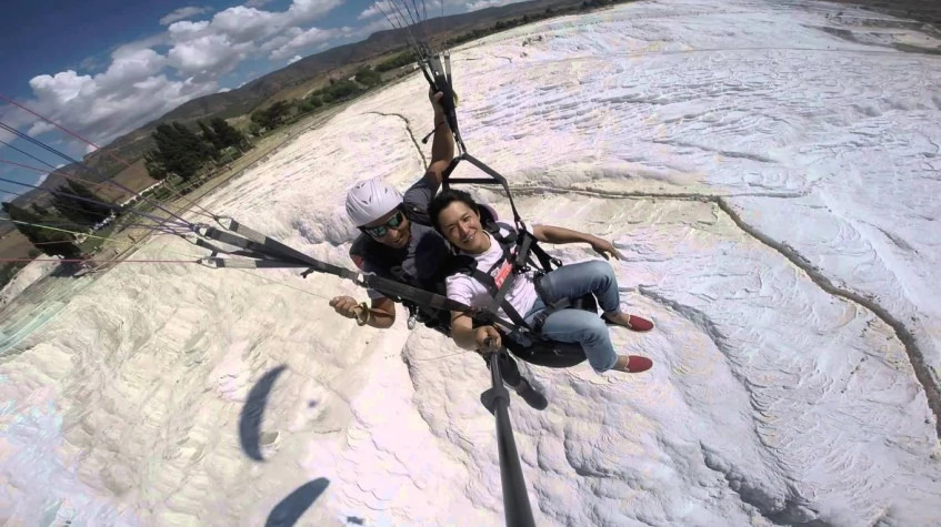 Pamukkale Paragliding Tour – Soar Above the Cotton Castle photo 2