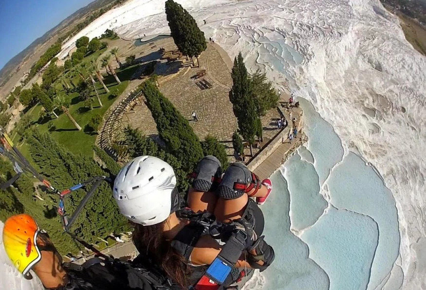 Pamukkale Paragliding Tour – Soar Above the Cotton Castle photo 4