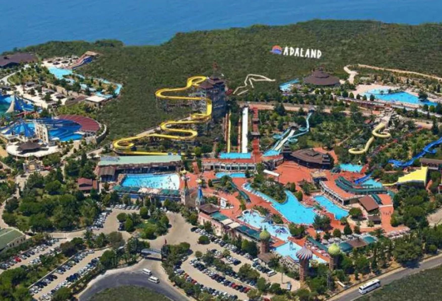 Selcuk to Kusadasi Adaland Aqua Park Day Trip – Thrilling Water Rides & Dolphin Swim photo 5