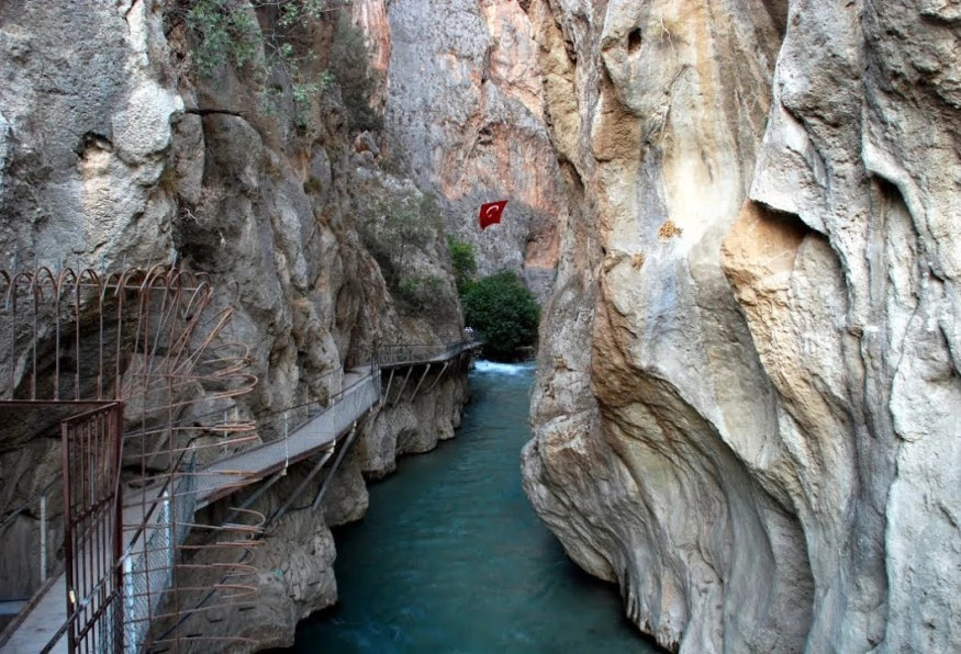 Daily Saklikent Canyon and Ancient Tlos Tour from Fethiye – History and Nature Adventure photo 3