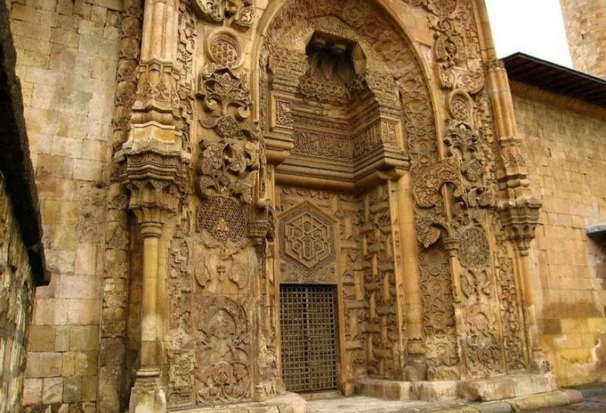 Daily Sivas Divrigi Castle Tour photo 3