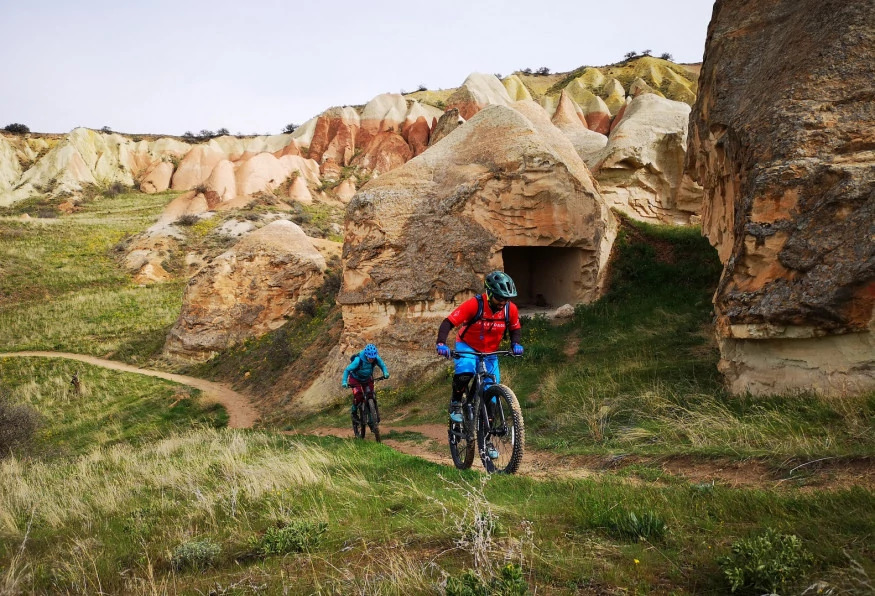 Hidden Valleys of Göreme – Easy-Level Cappadocia Mountain Bike Tour with Cave Churches and Fairy Chimneys photo 5