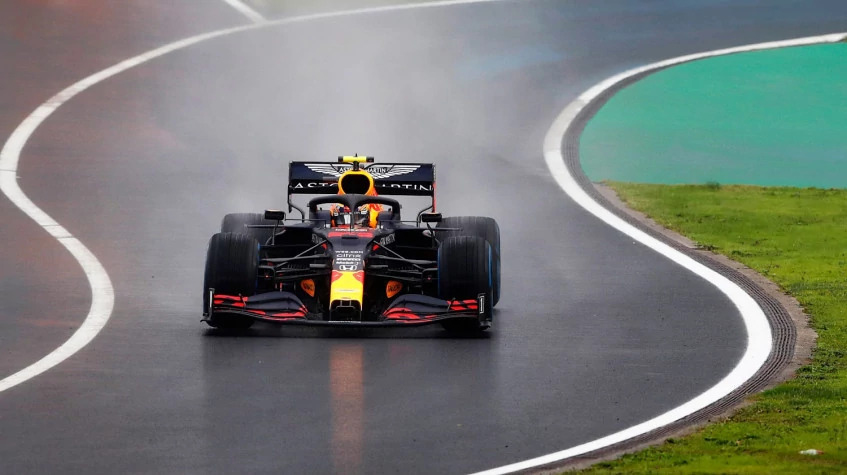 6 Day Istanbul Park Formula 1 Tour – F1 Race, Bosphorus Cruise & Istanbul Highlights photo 9