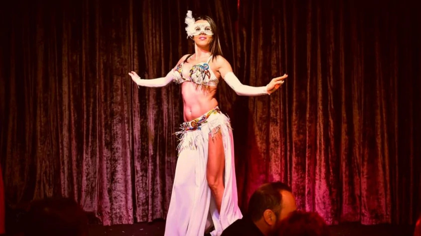 Bosphorus Dinner Cruise With Turkish Shows Limited Local Drinks photo 6