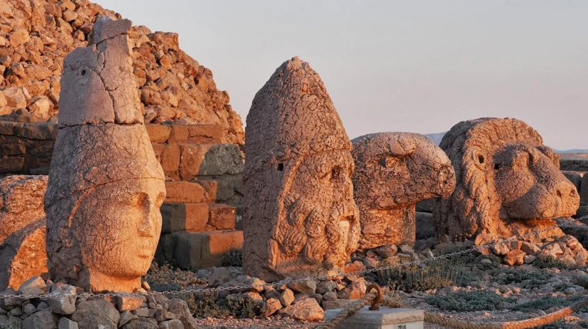 6 Days Cappadocia – Mount Nemrut Trekking Tour photo 8