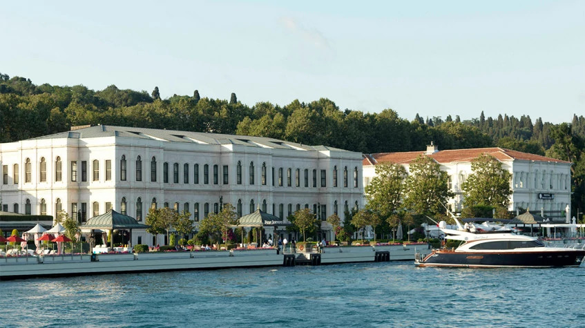 Istanbul Daily Cable Car & Bosphorus Tour – Scenic Cruise, City Walls & Pierre Loti Hill photo 10