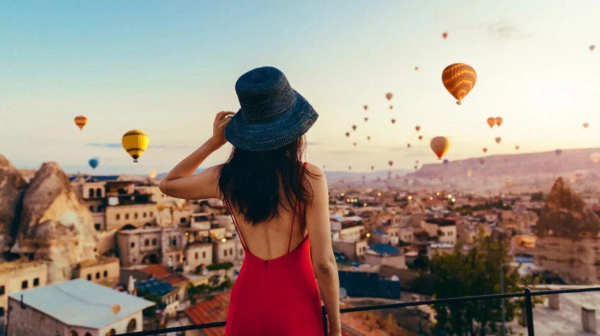 10 Day Road Trip Istanbul Ephesus Pamukkale Antalya Cappadocia photo 2
