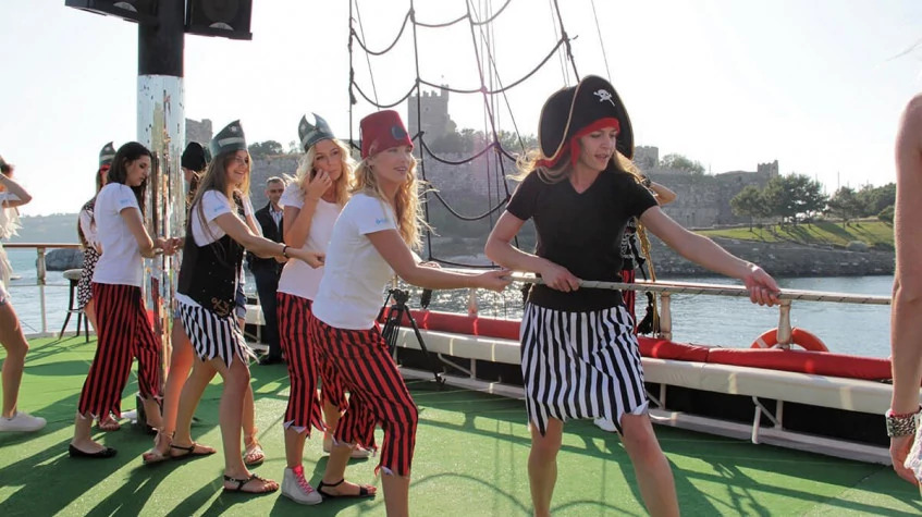 Daily Bodrum Boat Cruise Tour With Lunch photo 1