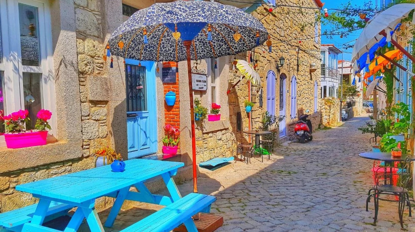 Daily Cesme & Alacati Tour from Kusadasi photo 3