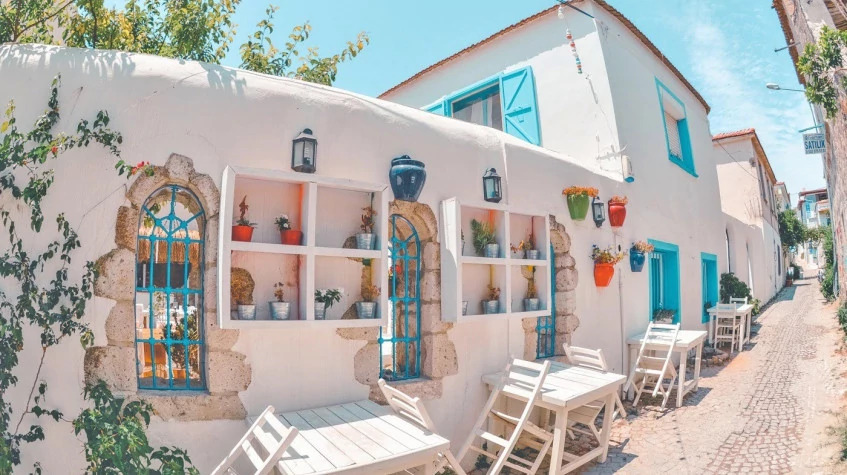 Daily Cesme & Alacati Tour from Kusadasi photo 5