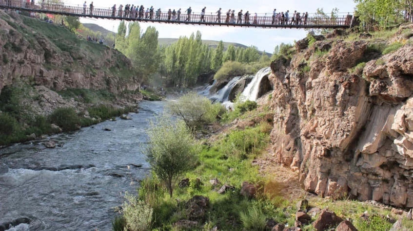 Daily Van City Tour from Hakkari photo 6