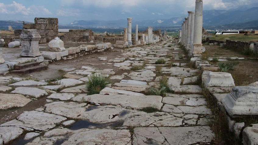 Daily Didyma-Miletos-Priene Tour photo 8