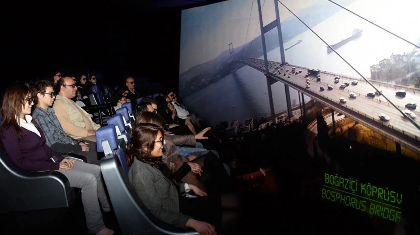 Sapphire Observation Deck & Skyride 4D Simulation photo 2