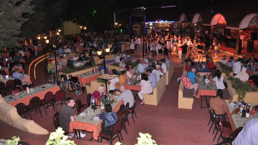 Daily Kusadasi Turkish Night Show photo 7