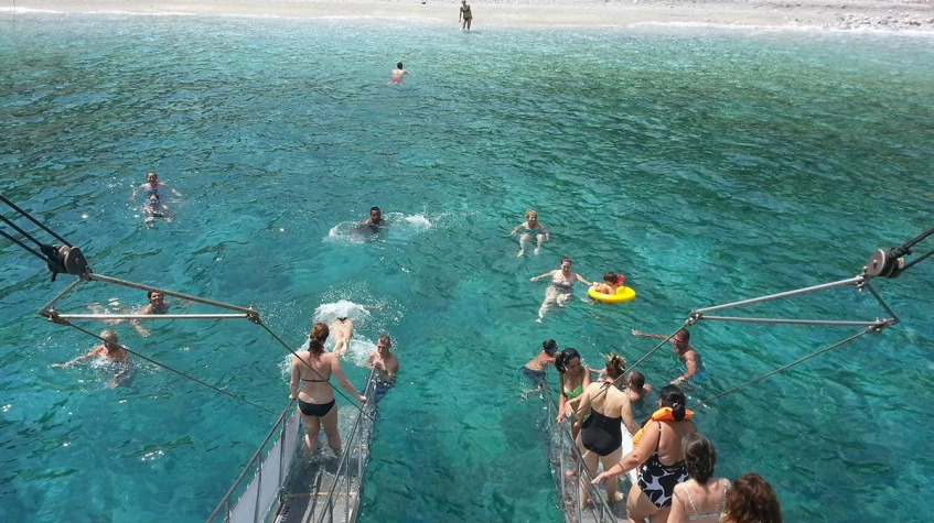 Kusadasi Boat Cruise Tour From Selcuk photo 4