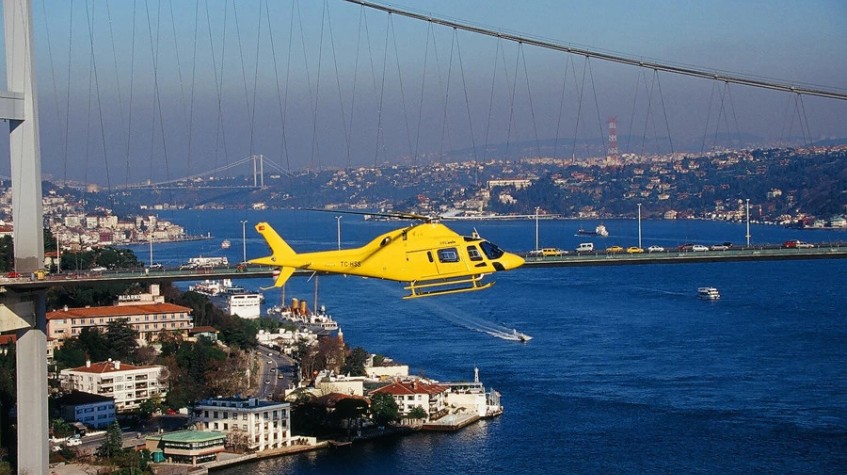 Istanbul Helicopter Tour: Golden Horn, Bosphorus & Old City Sights photo 2