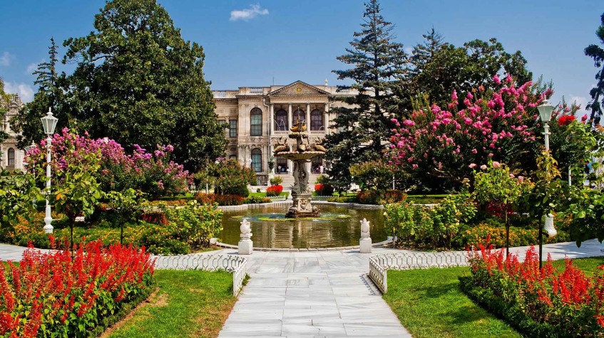 Daily Dolmabahce Palace Tour in Istanbul – Explore Ottoman Heritage photo 6