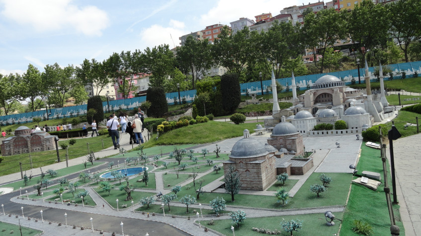 Miniaturk, Pierre Loti Hill & Cevahir Mall Tour – Istanbul Day Trip photo 2