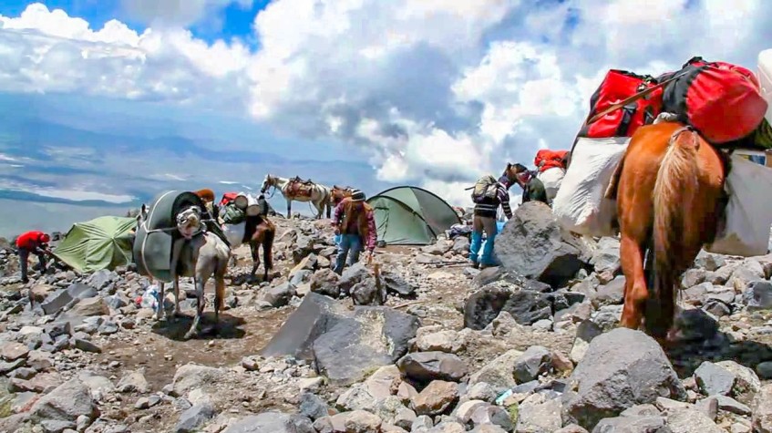 9 Days Mount Ararat Ascent Trekking Tour photo 1
