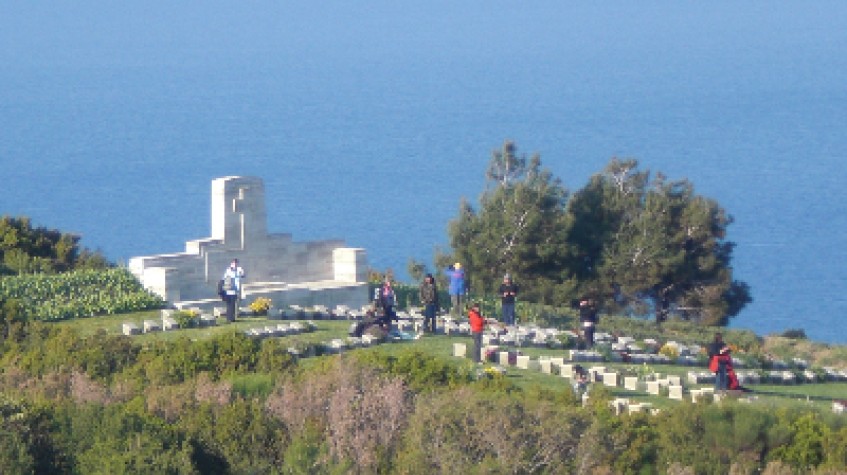2 Days 1 Night Gallipoli & Troy & Pergamon Tour from Istanbul to Ephesus photo 2