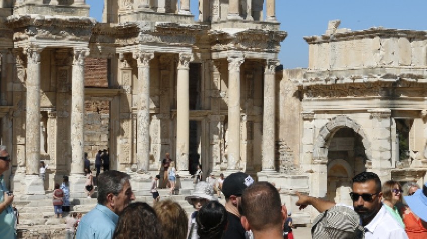Ephesus Tour from Kusadasi With Lunch photo 1