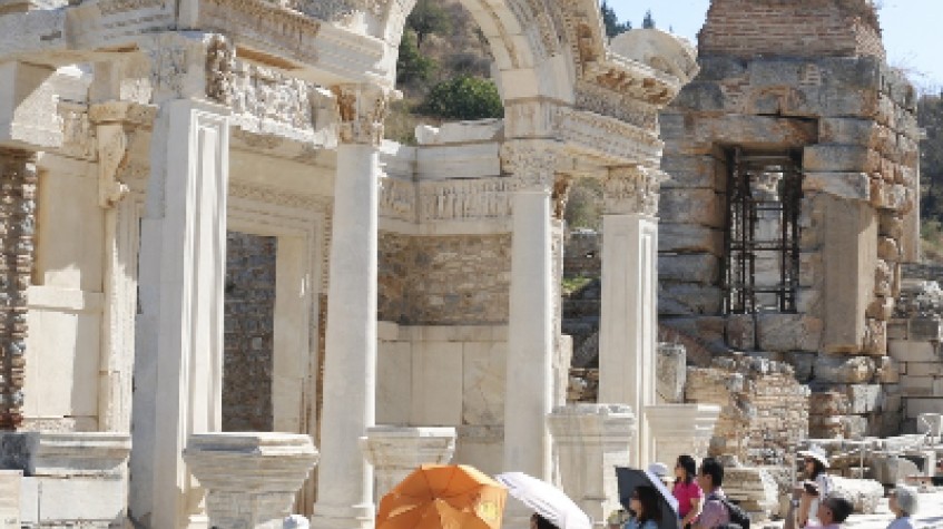 Ephesus Tour from Kusadasi With Lunch photo 4